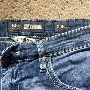 Men’s Buckle Jake Jeans